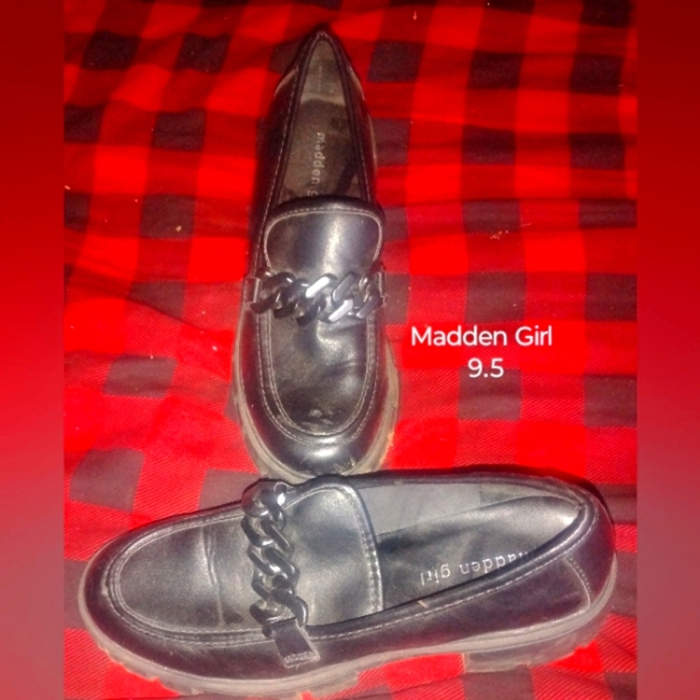 Madden Girl 9.5
